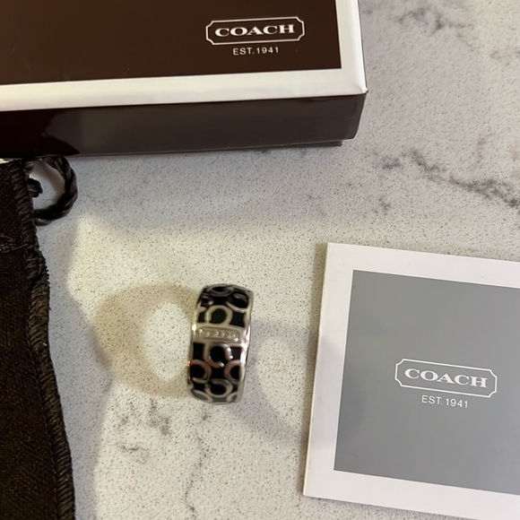 COACH Black and Silver Ring size 7.5 - Picture 3 of 7